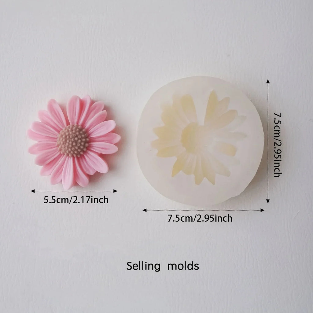 Daisy Silicone Candle Mould – DIY Aromatherapy & Craft Mold