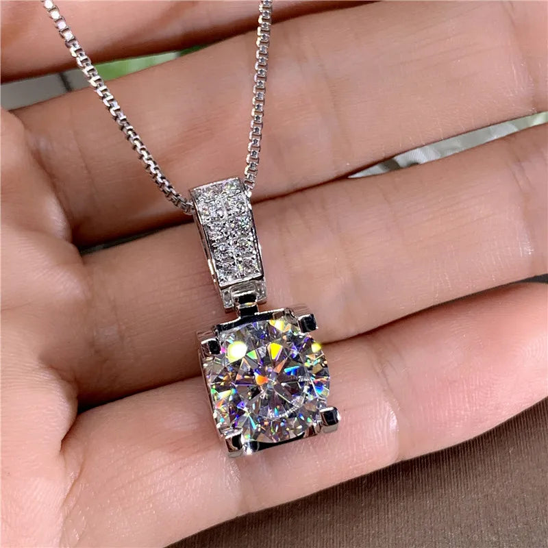 Huitan Round Cubic Zirconia Pendant Necklace – Women's Fashion
