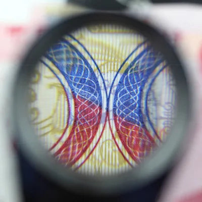 30X LED Folding Magnifying Glass – HD Jewelry Loupe with Light