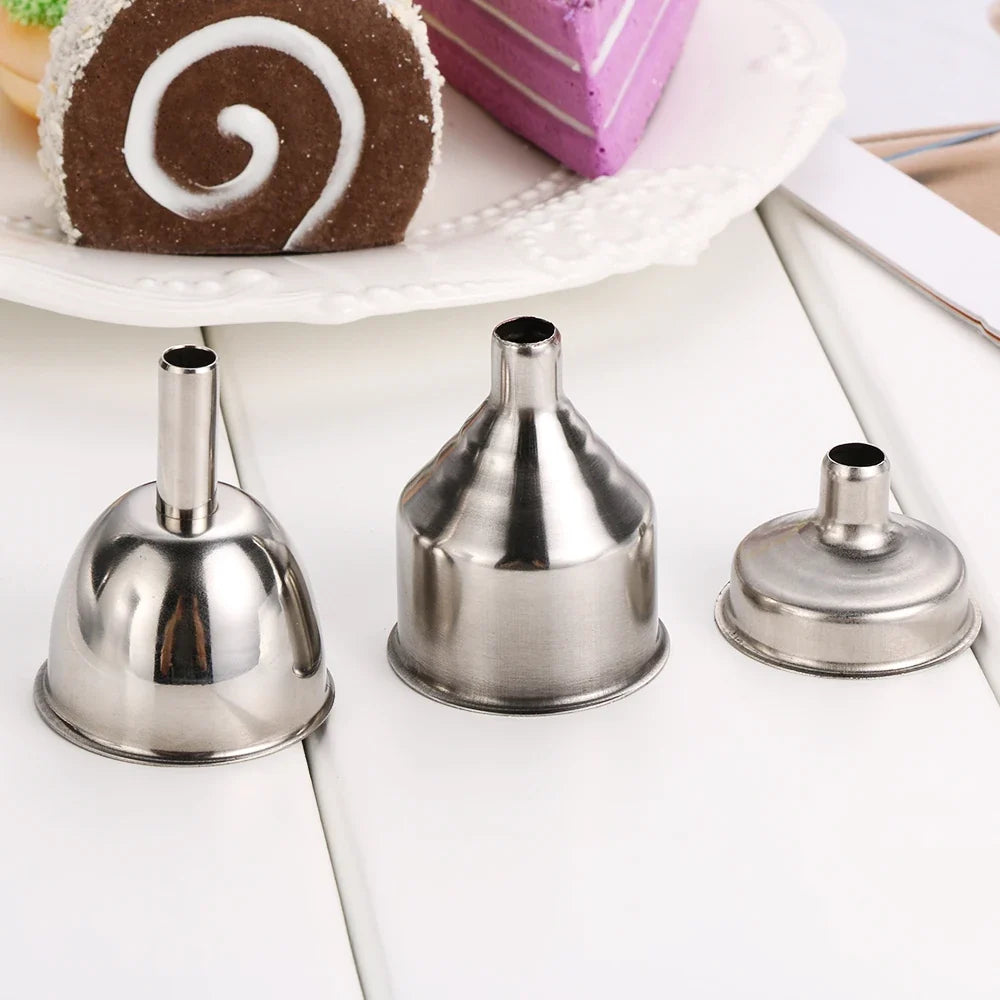 1 Mini Kitchen Liquid Dump Tool Stainless Steel Funnel Bar Wine Small