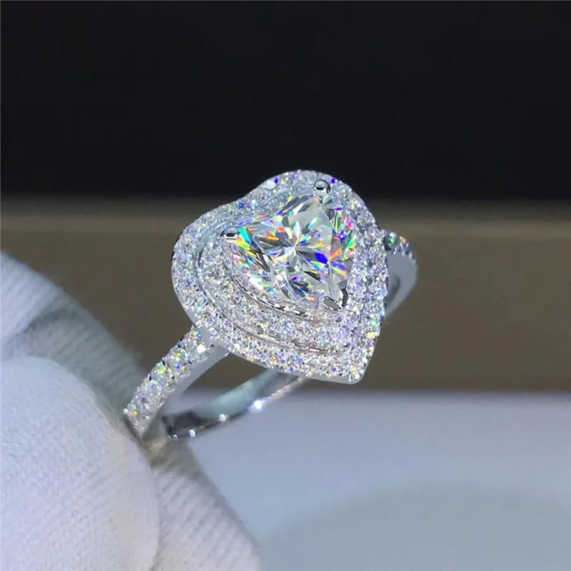 Huitan Heart CZ Ring – Women's Elegant Wedding Band