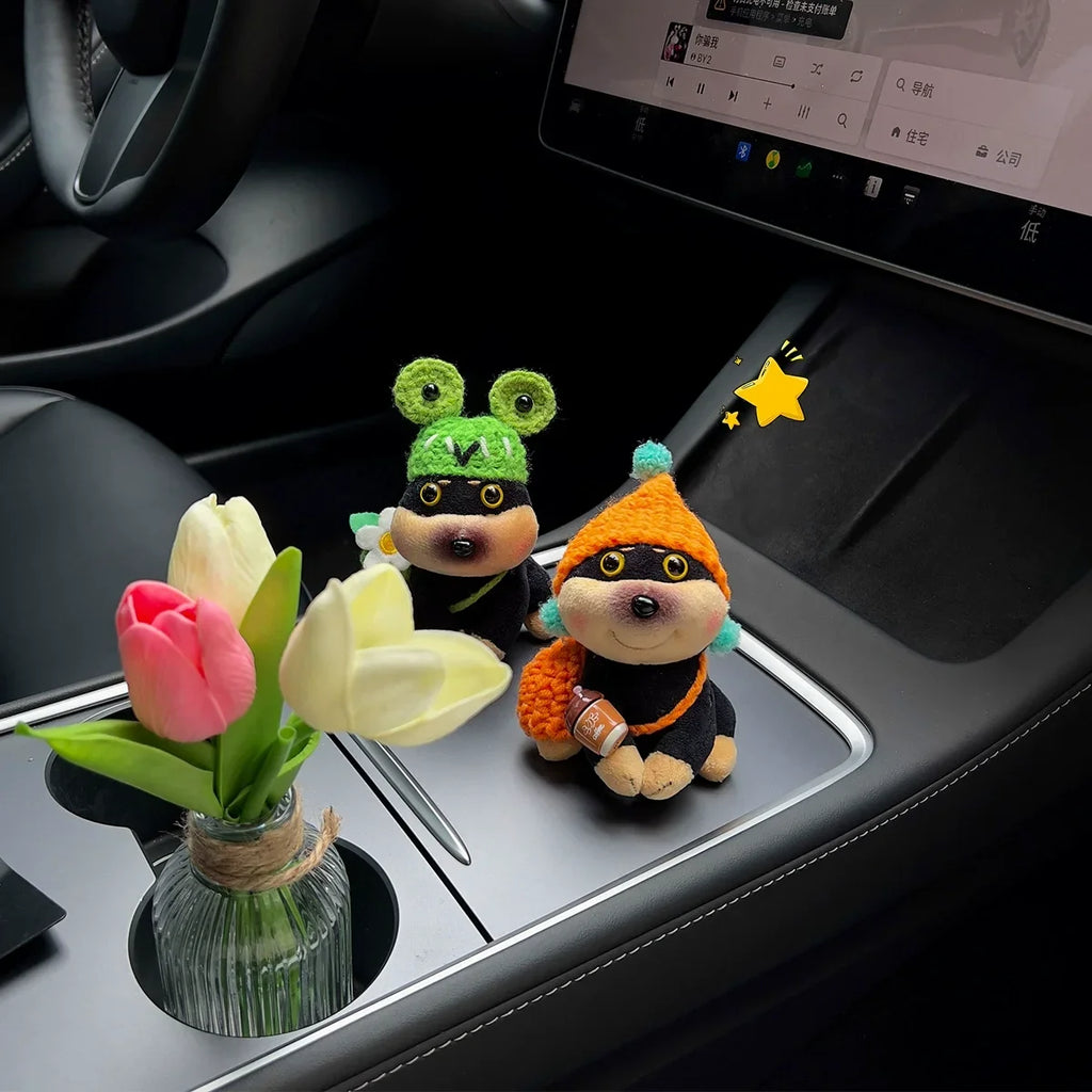 Car Decor Bee Dog Doll Cars Central Control Screen Display Ornaments