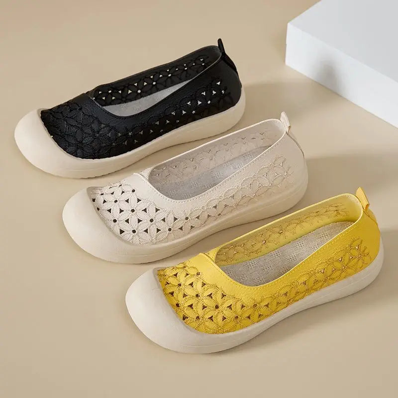 Women's Embroidery Floral Flat Sandals – Breathable Summer Shoes
