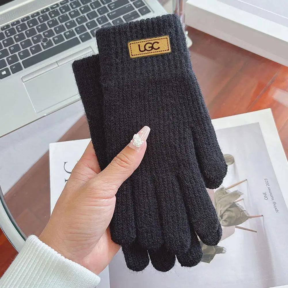 Fleece-Lined Windproof Winter Gloves – Warm & Anti-Slip