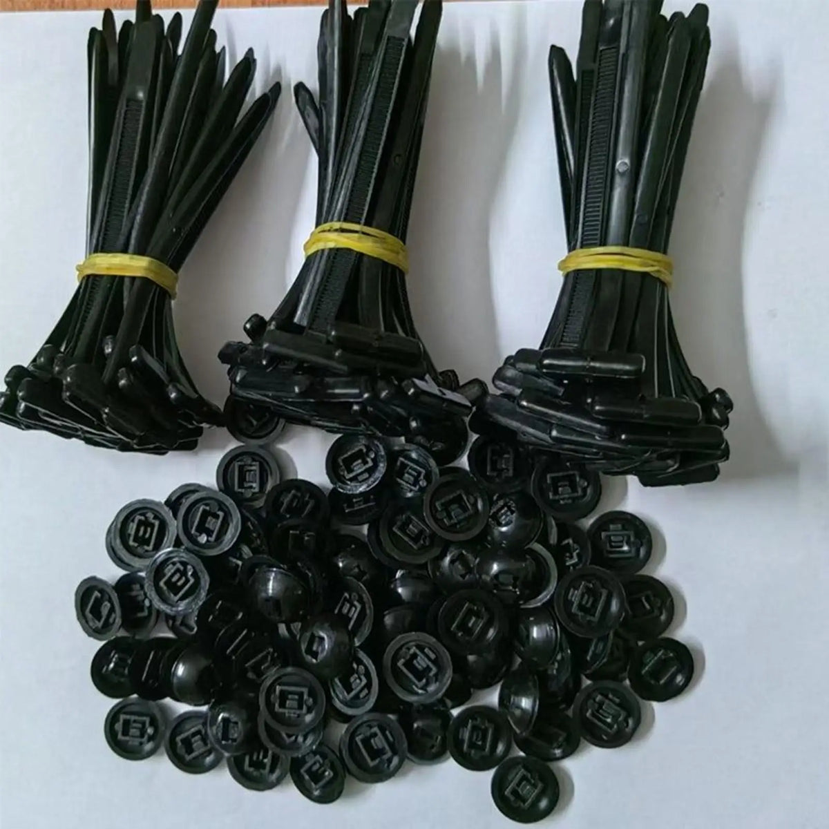 100-Pack UV-Resistant Nylon Cable Tie Buckles | Zip Tie Holders