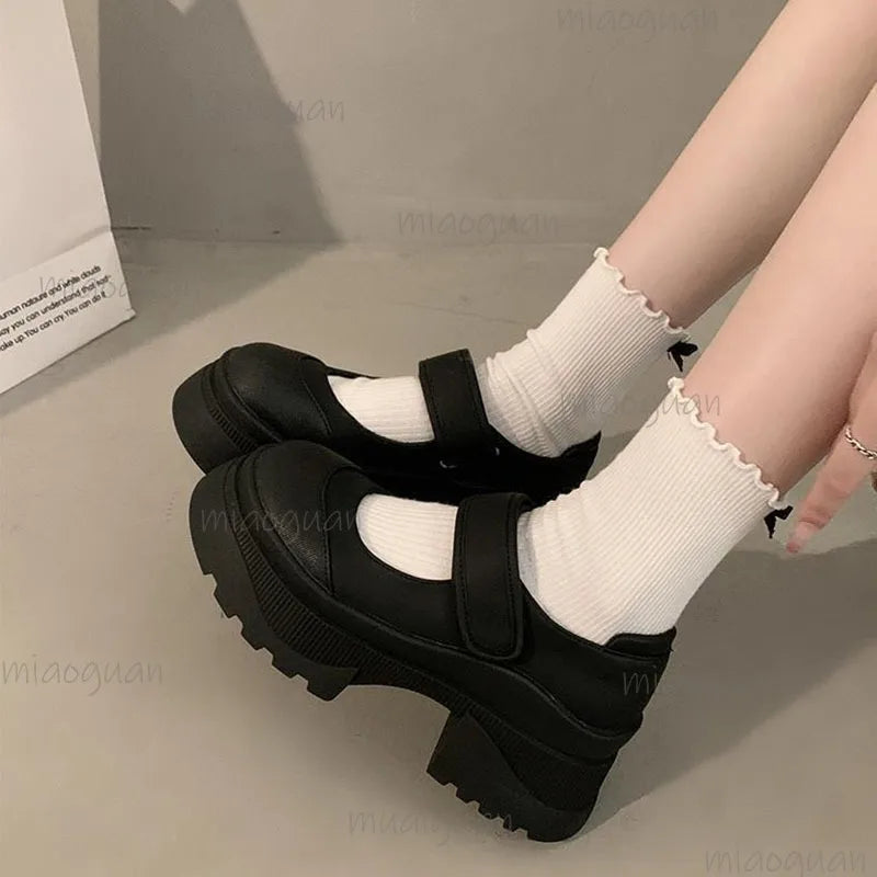 Women's Retro Mary Jane Pumps – Square Toe Buckle Loafers