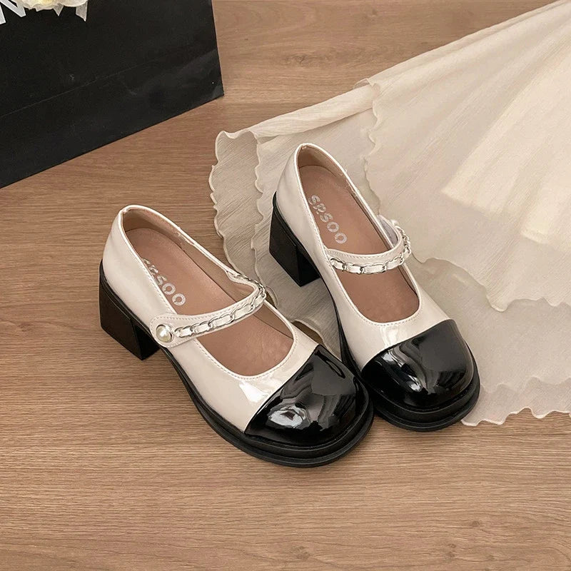 Women's Vintage Platform Mary Jane Heels – Chain Buckle Pumps