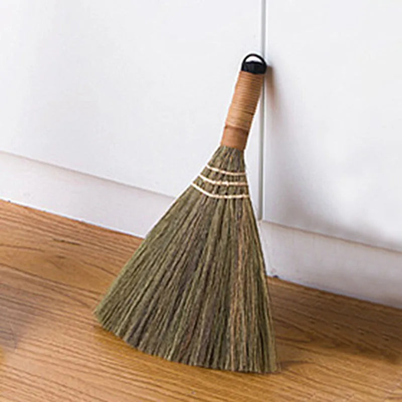 Japanese Mini Broom – Natural Bamboo Short-Handle Hand Brush
