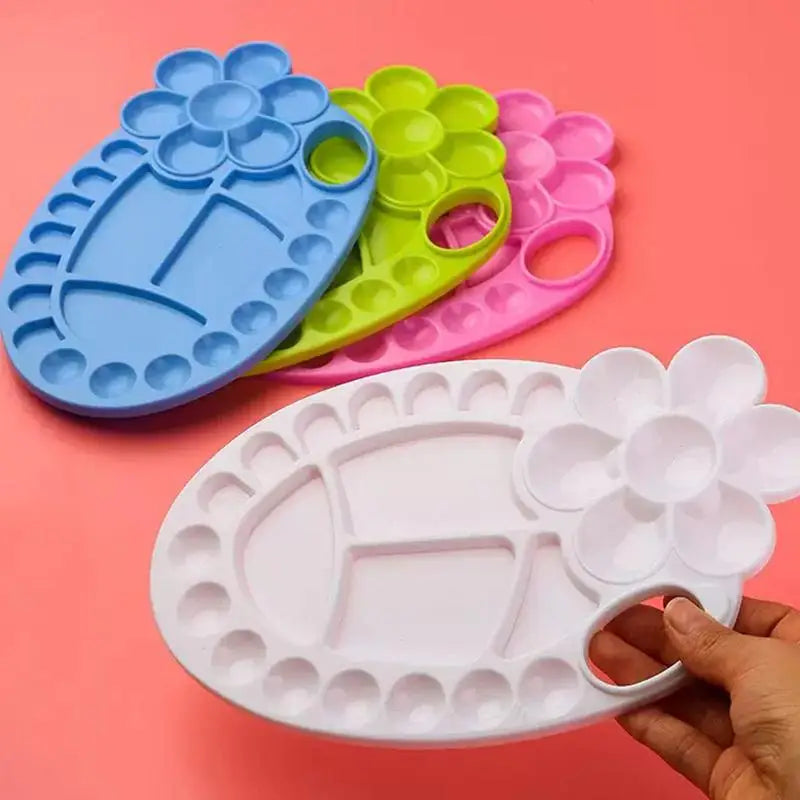 Clover Shaped Paint Mixing Palette – Multi-Grid Artist Palette