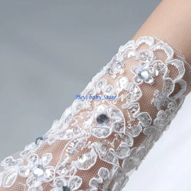 Girls Lace Princess Gloves – Wedding Costume Accessory 4–6Y