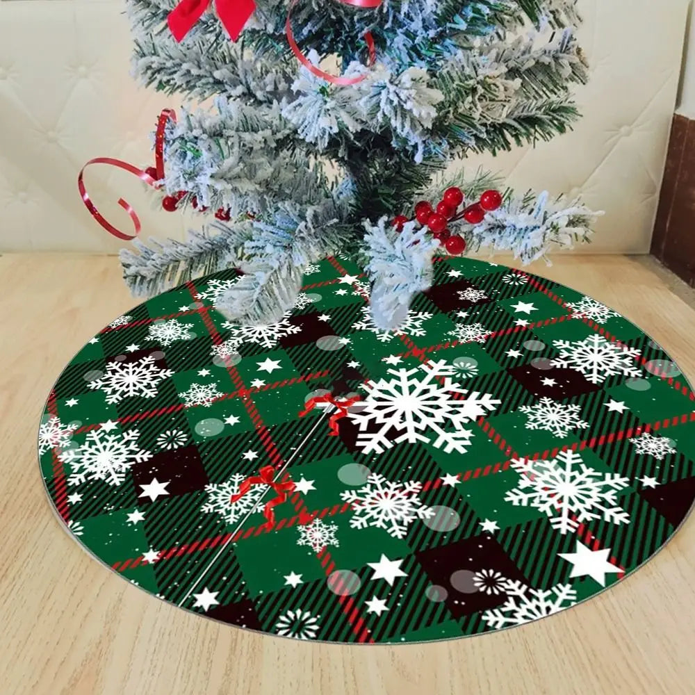 Red Swirl Floral Christmas Tree Skirt – Round Plush Xmas Mat