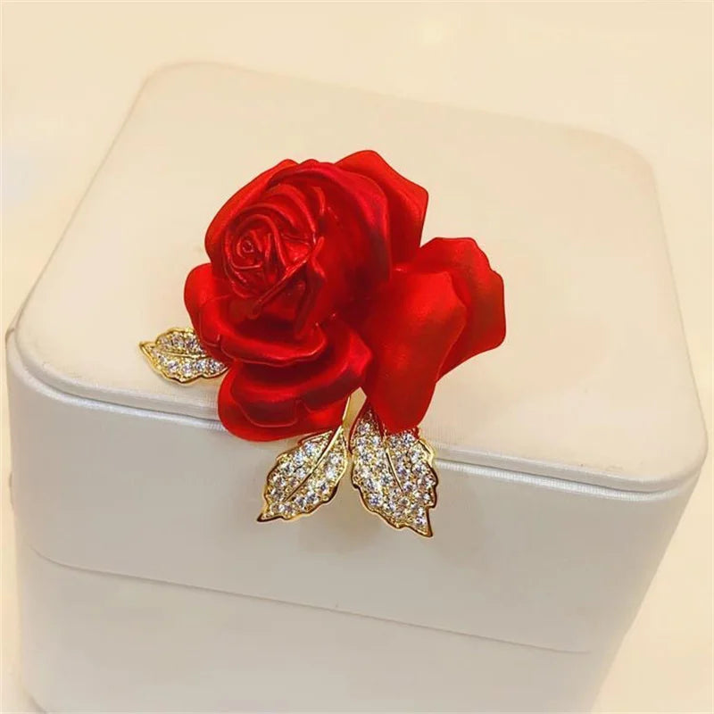 Red Rose Brooch Pin – Elegant Metal Alloy Floral Lapel Pin