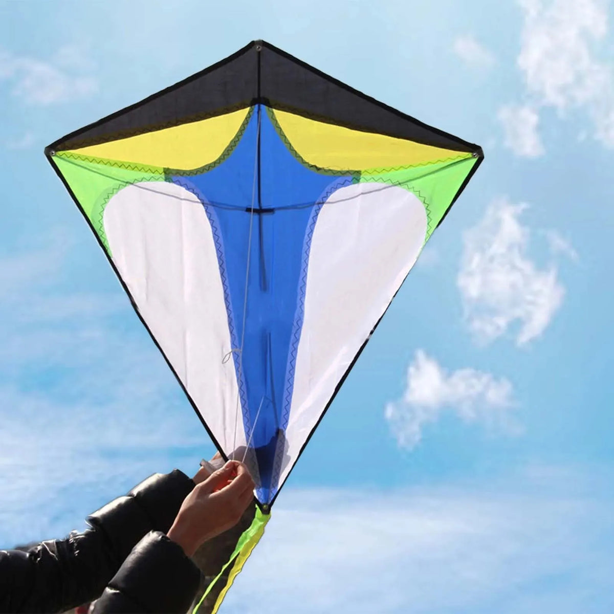 Kids Diamond Kite with Long Tail – Easy Fly Stunt Kite