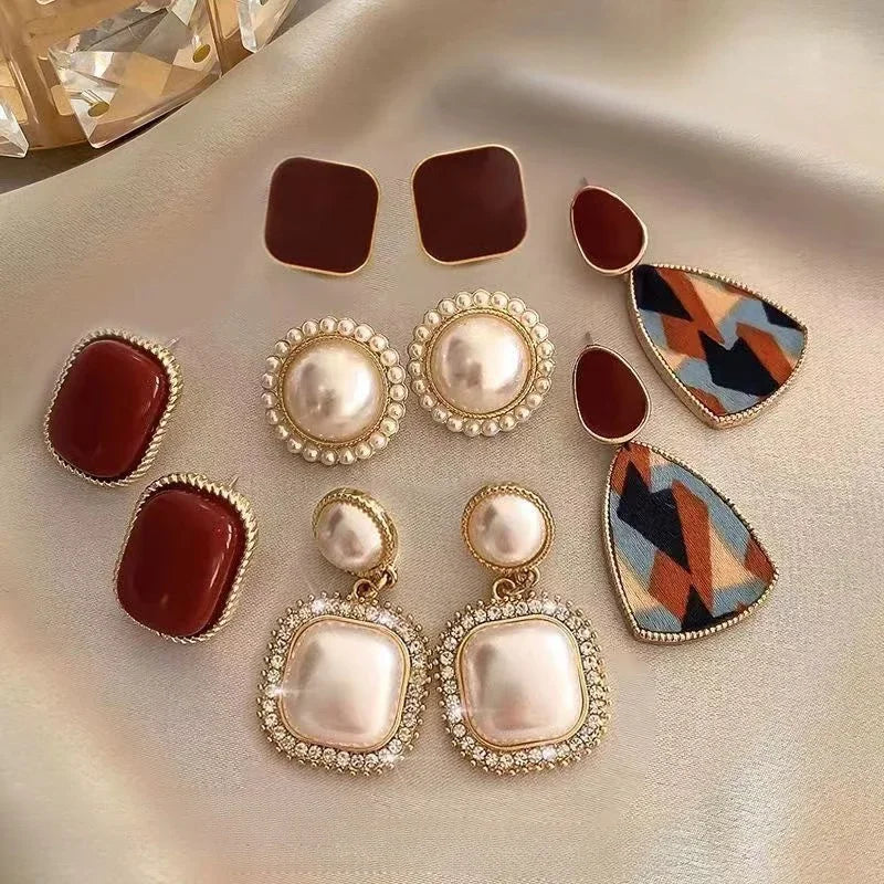 French Retro Burgundy Heart Stud Earrings | S925 Silver Needle