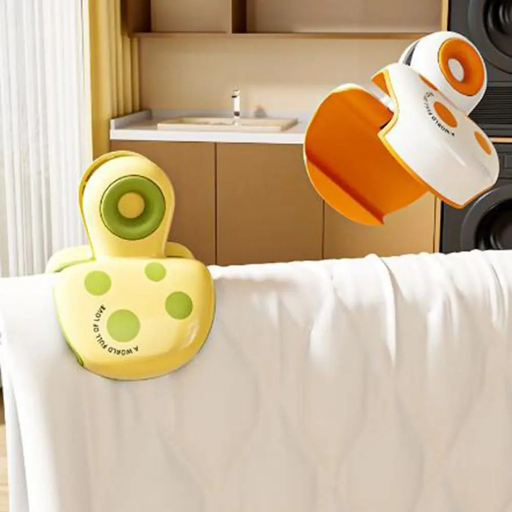 Windproof Cartoon Clothespins – Anti-Slip Drying Clips (2 Pack)