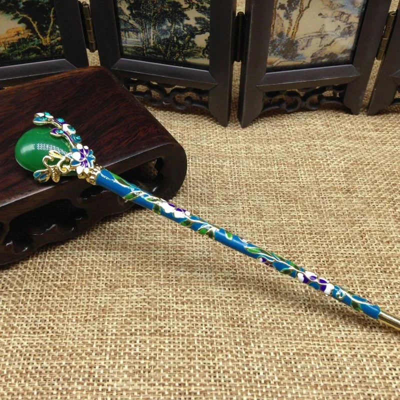 Retro Imitation Jade Hair Stick – Vintage Alloy Hairpin for Women