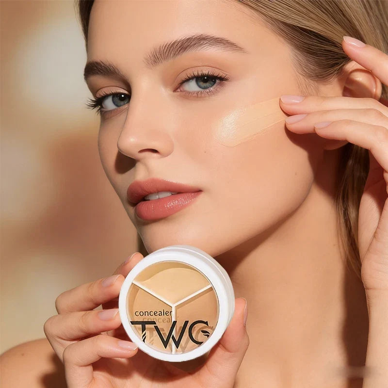 3-Color Concealer Palette – Waterproof Matte Full Coverage