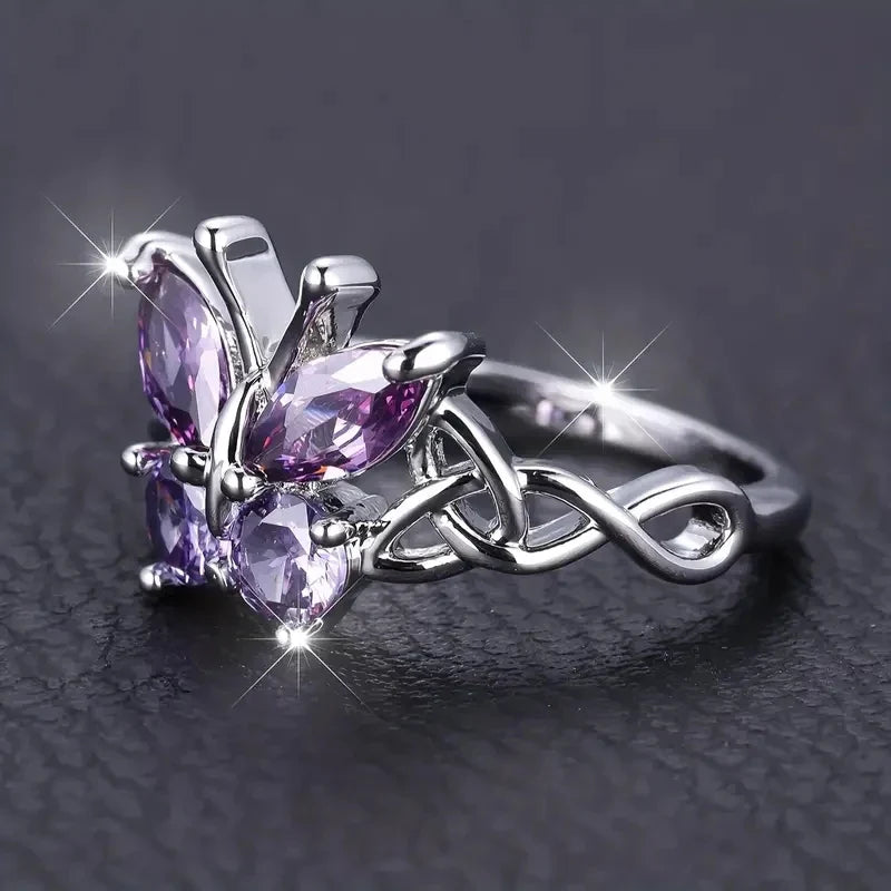 Huitan Butterfly Ring – Purple Cubic Zirconia Cocktail Ring