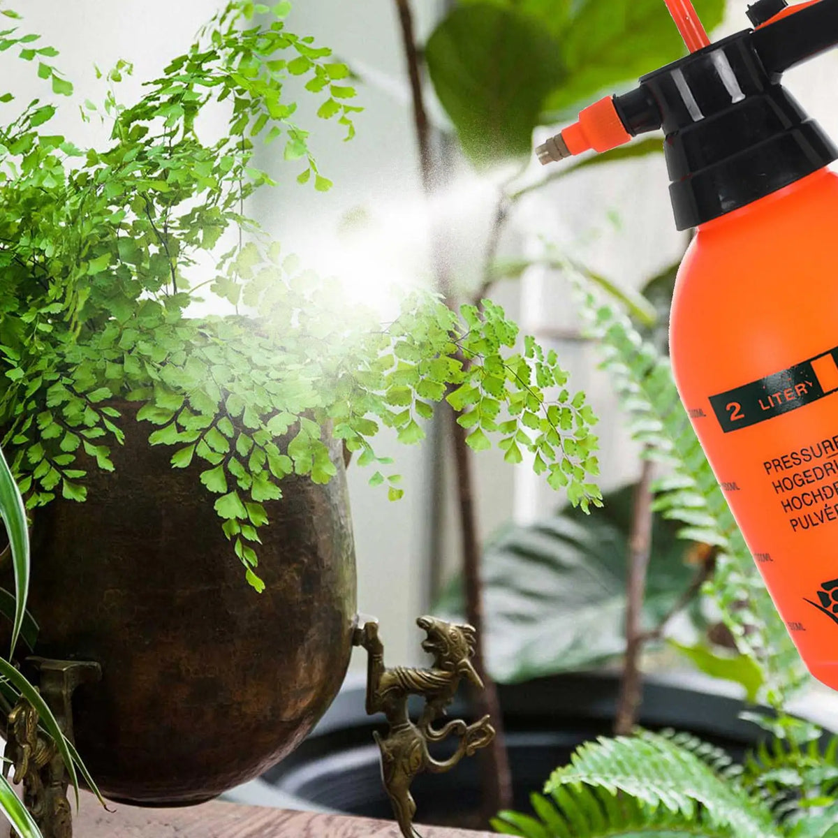 2/3L Hand Pressure Garden Sprayer Bottle – Adjustable Nozzle