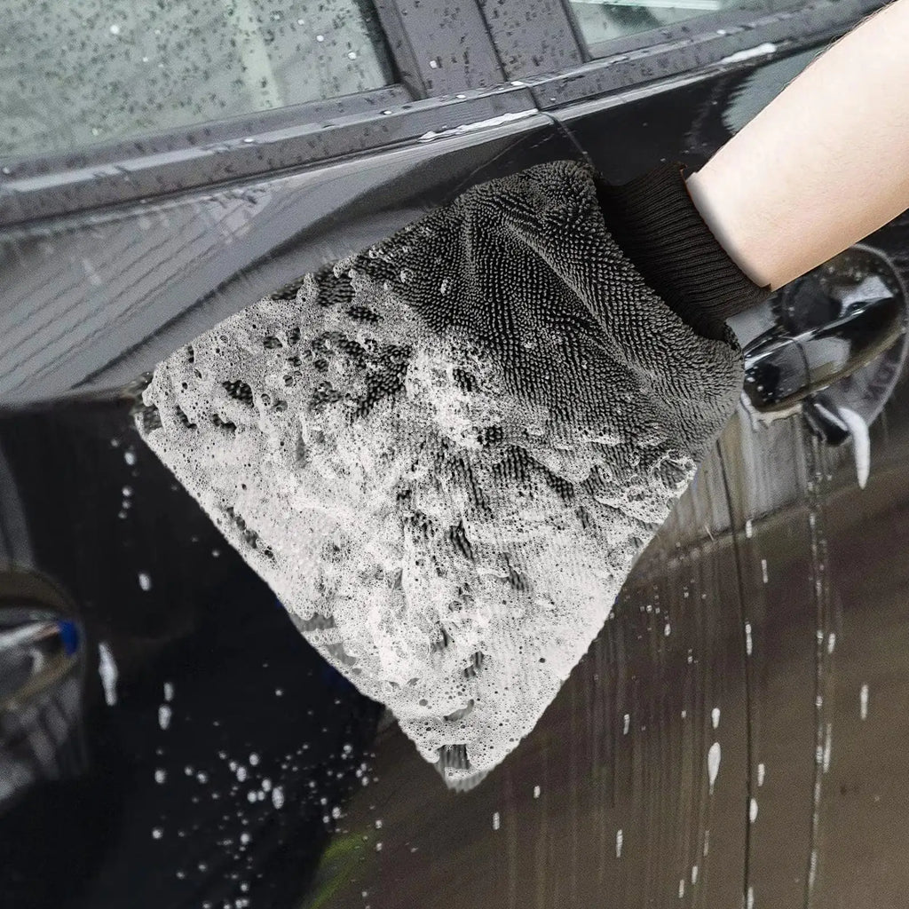 Microfiber Car Wash Mitt – Scratch-Free Absorbent Glove