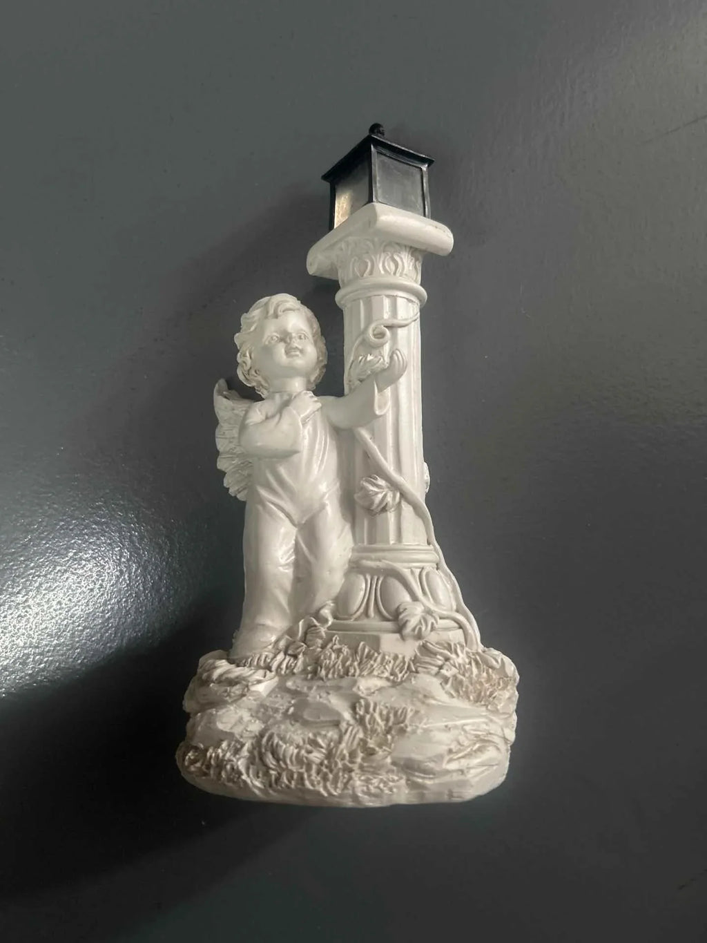 Solar Angel Garden Lamp – European Roman Column Resin Sculpture