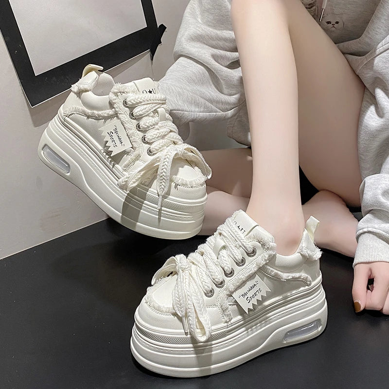 UXST Women Platform Sneakers – Lace-Up Skate Shoes