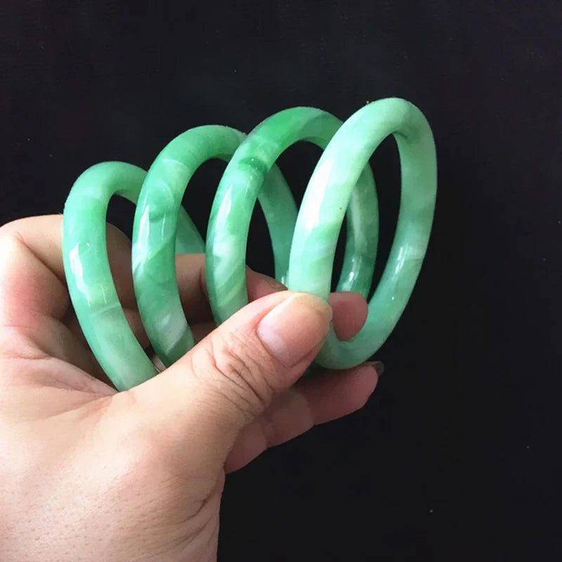 Imitation Jade Glass Bracelet – Green Vintage Bangle for Women