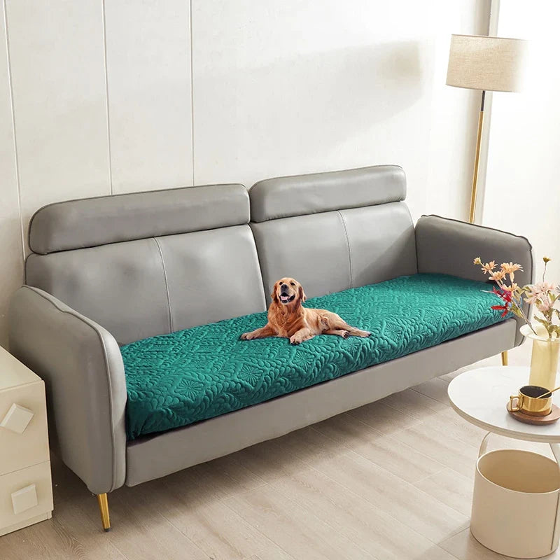 Waterproof Pet Blanket Couch Cover – Non-Slip Dog & Cat Protector