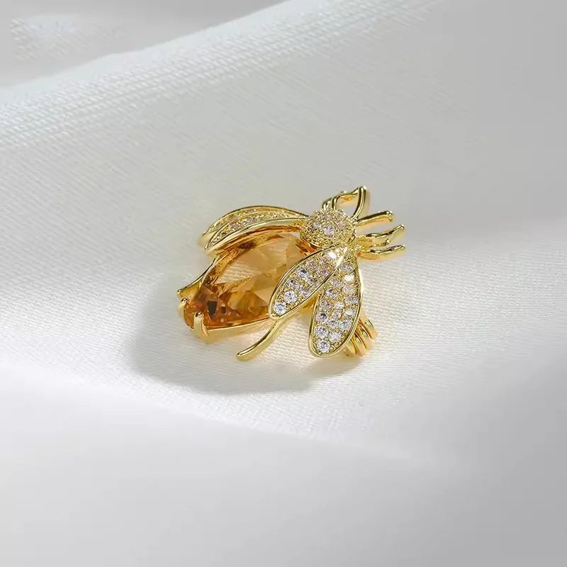Rhinestone Bee Brooch for Women – Fashion Jewelry Pin Gift