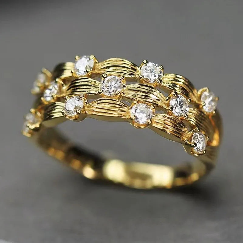Huitan Women's CZ Wedding Band – Dazzling Cubic Zirconia Ring