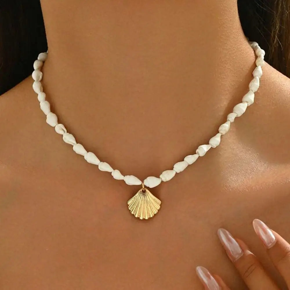 Handmade Seashell Necklace – Boho Conch Pendant Beach Choker