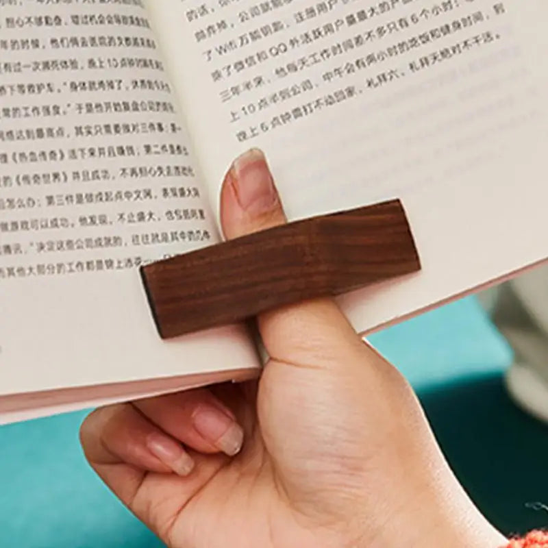 Thumb Book Page Holder Wooden Bookmark Ring Reading Lovers Aid Tools