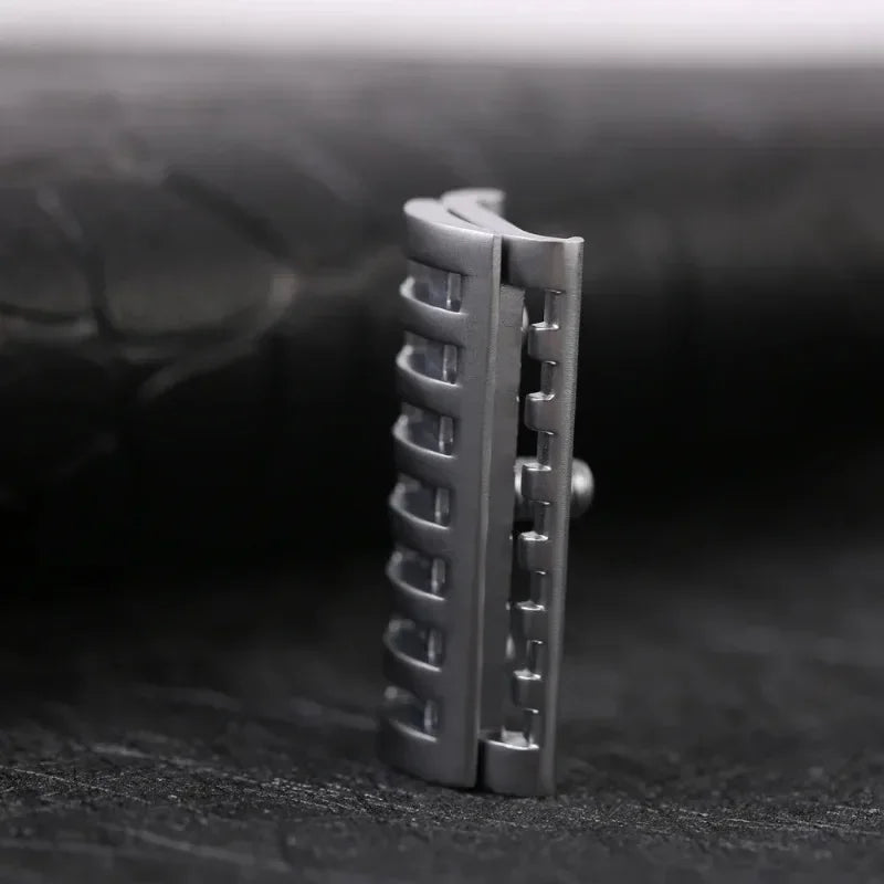2026 YAQI Inkwell Stainless Steel Men's Shaving Razor Holder Sleek
