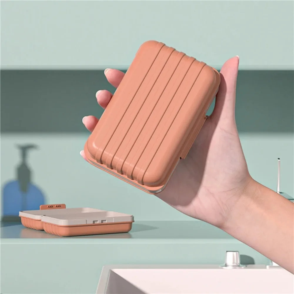 Compact Soap Dish Lid Keeps Dry Bathroom Travel Home Essentials