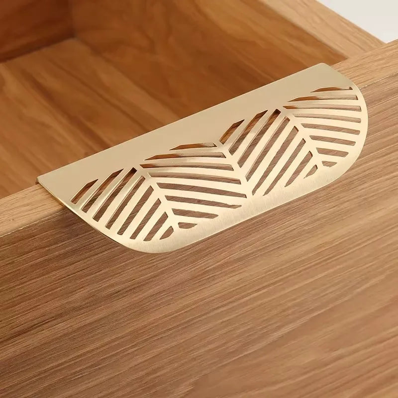Leaf-shaped Modern Furniture Drawer Brass Handles Wardrobe Knob Door