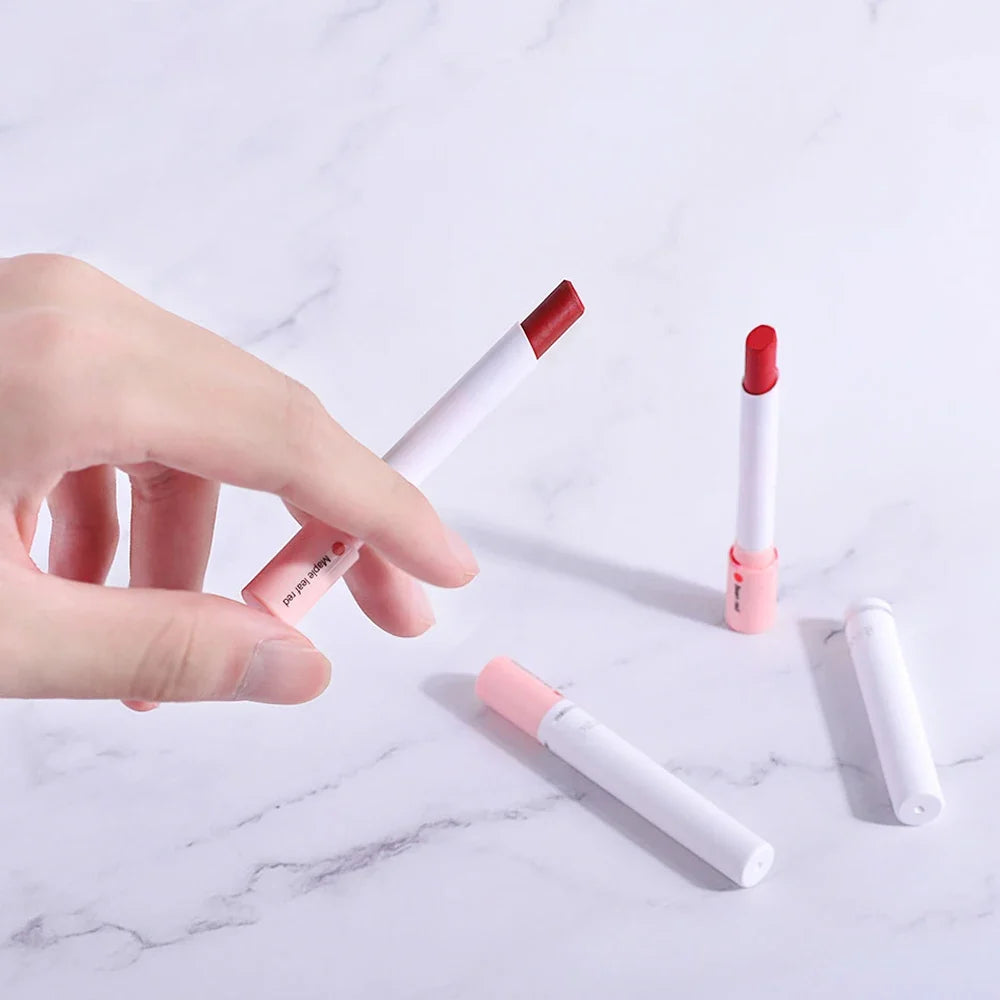 ibcccndc 4-Piece Matte Velvet Lipstick Set – Long-Lasting Lip Tint