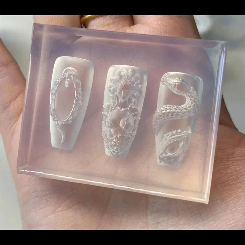 3D Snake Relief Silicone Nail Mold – Nail Art Manicure Tool