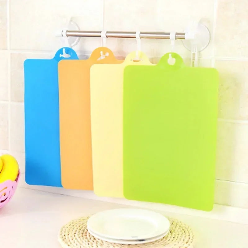Flexible Plastic Cutting Board – Eco-Friendly Chopping Mat