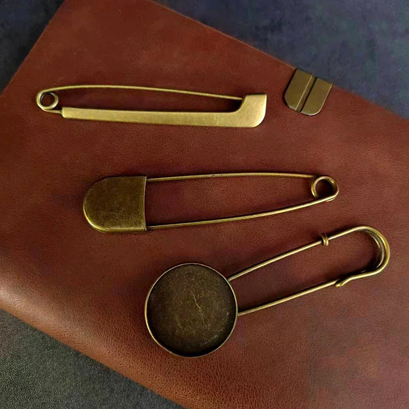 Retro Bronze Large Safety Pins – Alloy Adjustable Clothing Pins