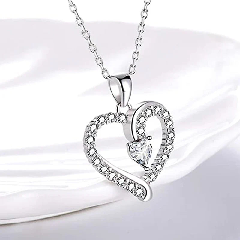 Huitan Heart Pendant Necklace – Full CZ Women's Wedding Jewelry