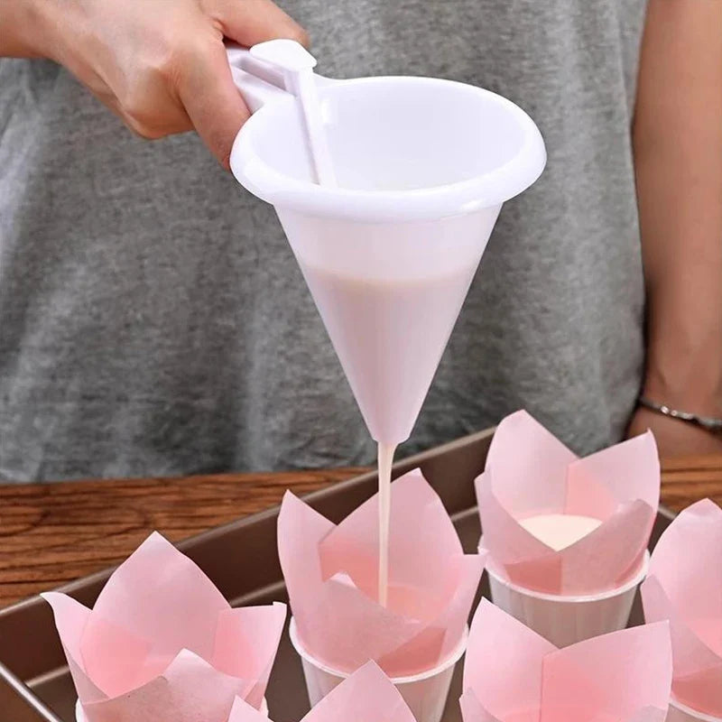 Adjustable Cream Funnel Batter Dispenser for Cakes & Chocolate