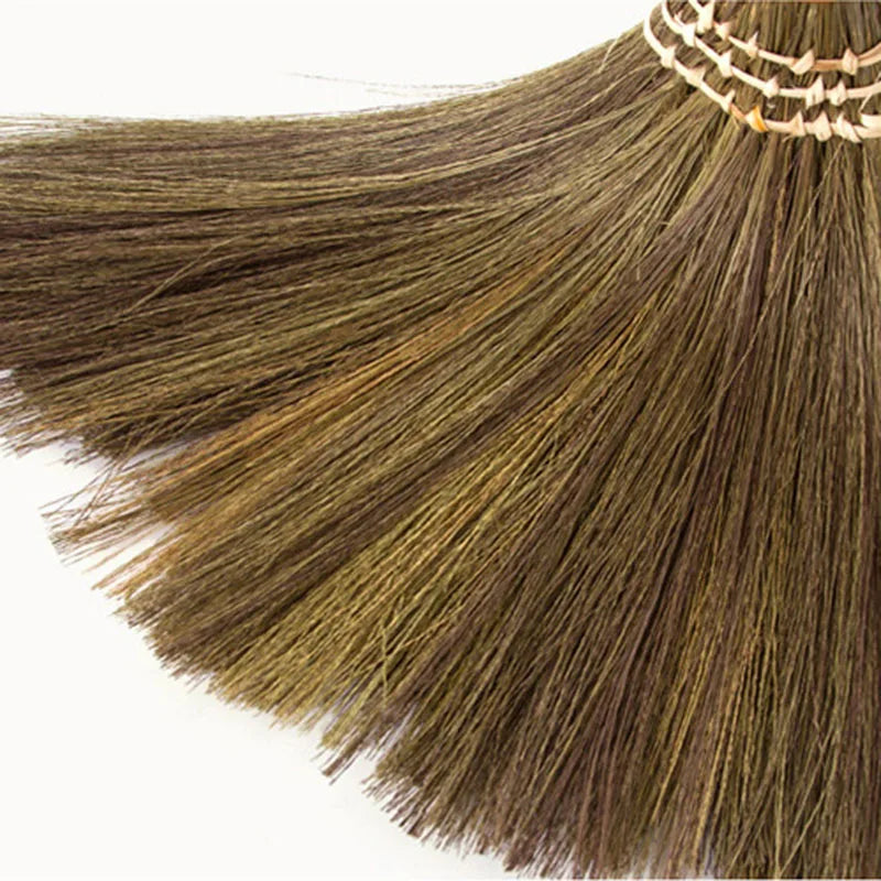 Japanese Mini Broom – Natural Bamboo Short-Handle Hand Brush