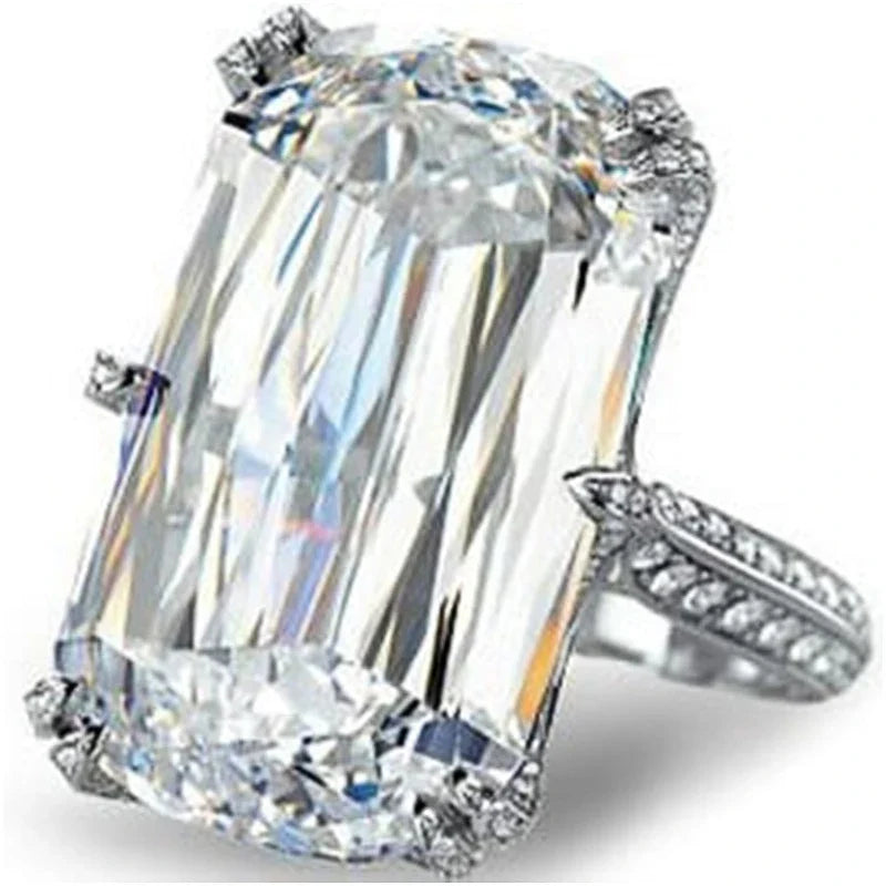 Huitan Luxury Cubic Zirconia Claw Ring – Women's Cocktail Ring