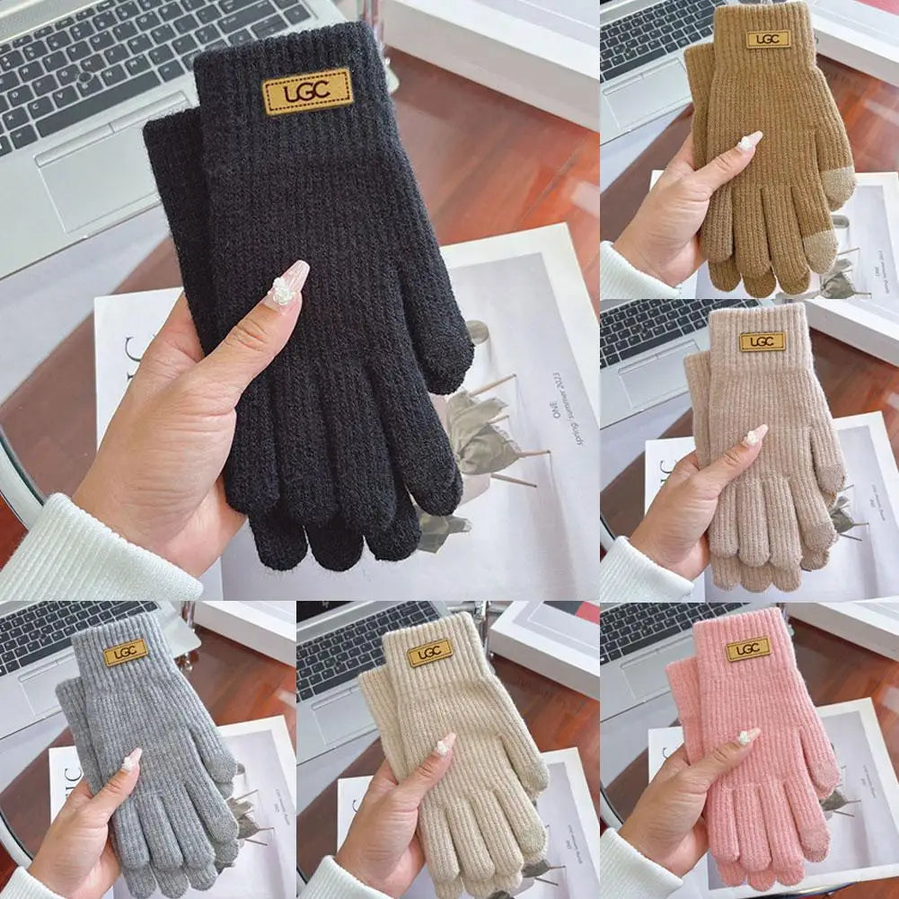 Fleece-Lined Windproof Winter Gloves – Warm & Anti-Slip