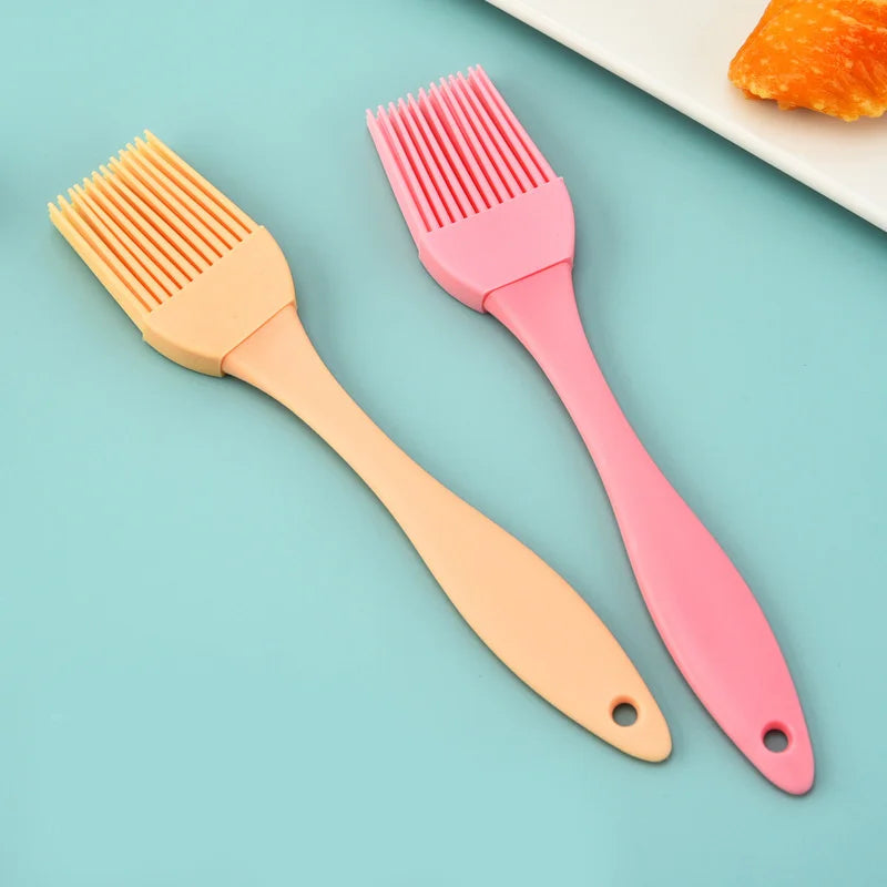Silicone Basting Brush – Heat Resistant BBQ & Baking Tool