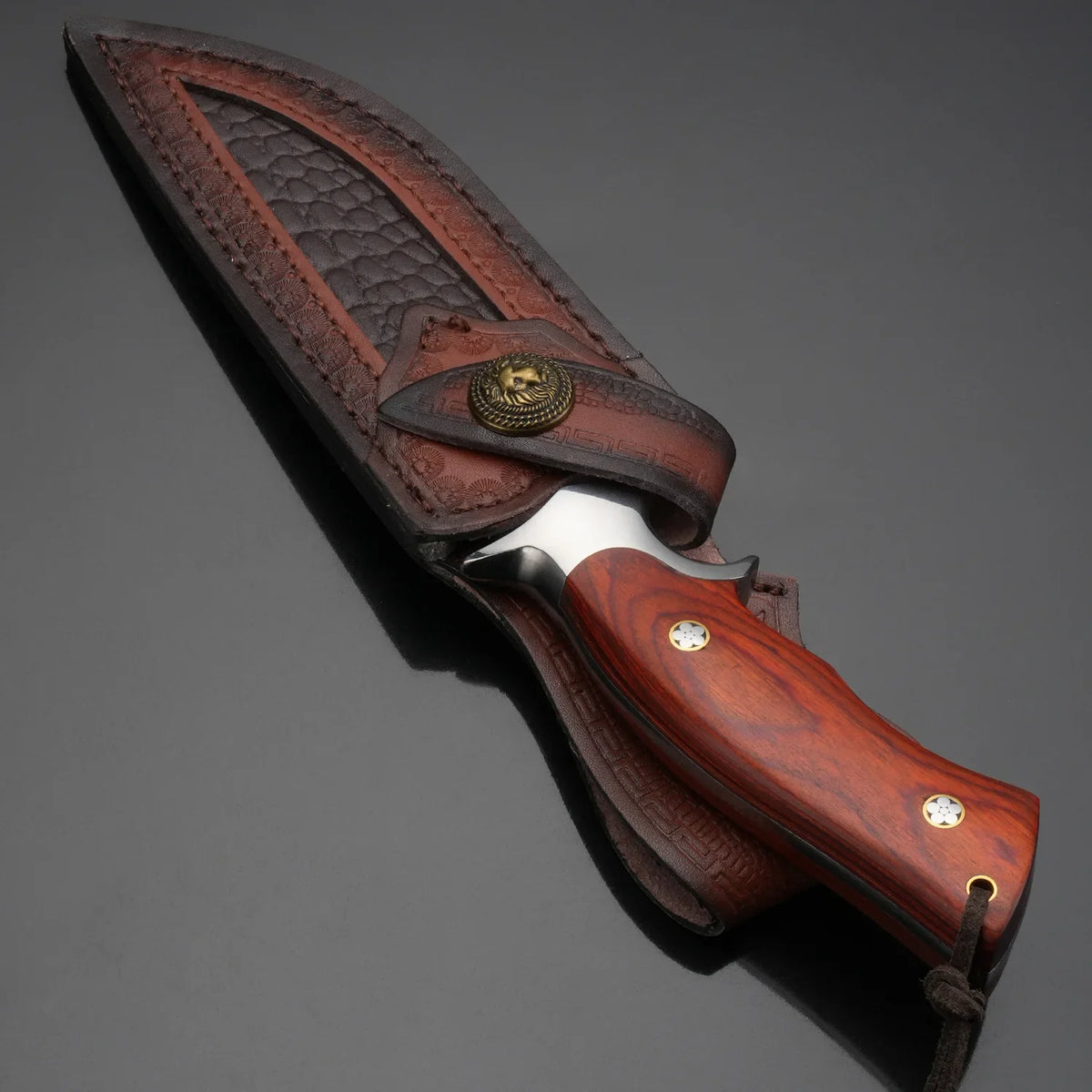 Fixed Blade Kitchen Knife – Wood Handle & Leather Sheath