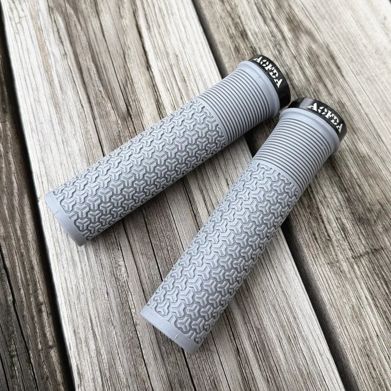 MTB Lock-On Handlebar Grips – Anti-Slip Rubber | Axl Bike Grips