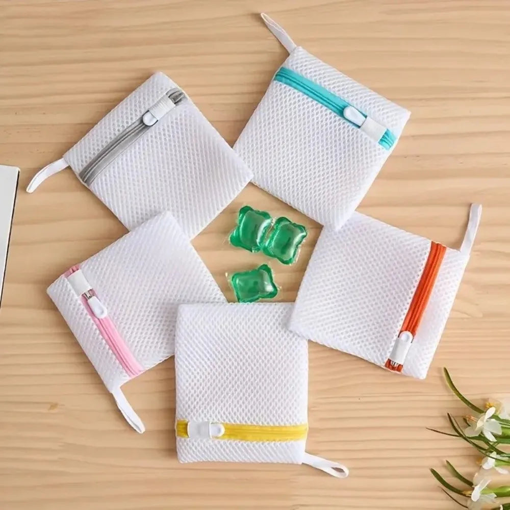Mesh Laundry Bags with Zipper – Reusable Polyester Pouches 3 Pack