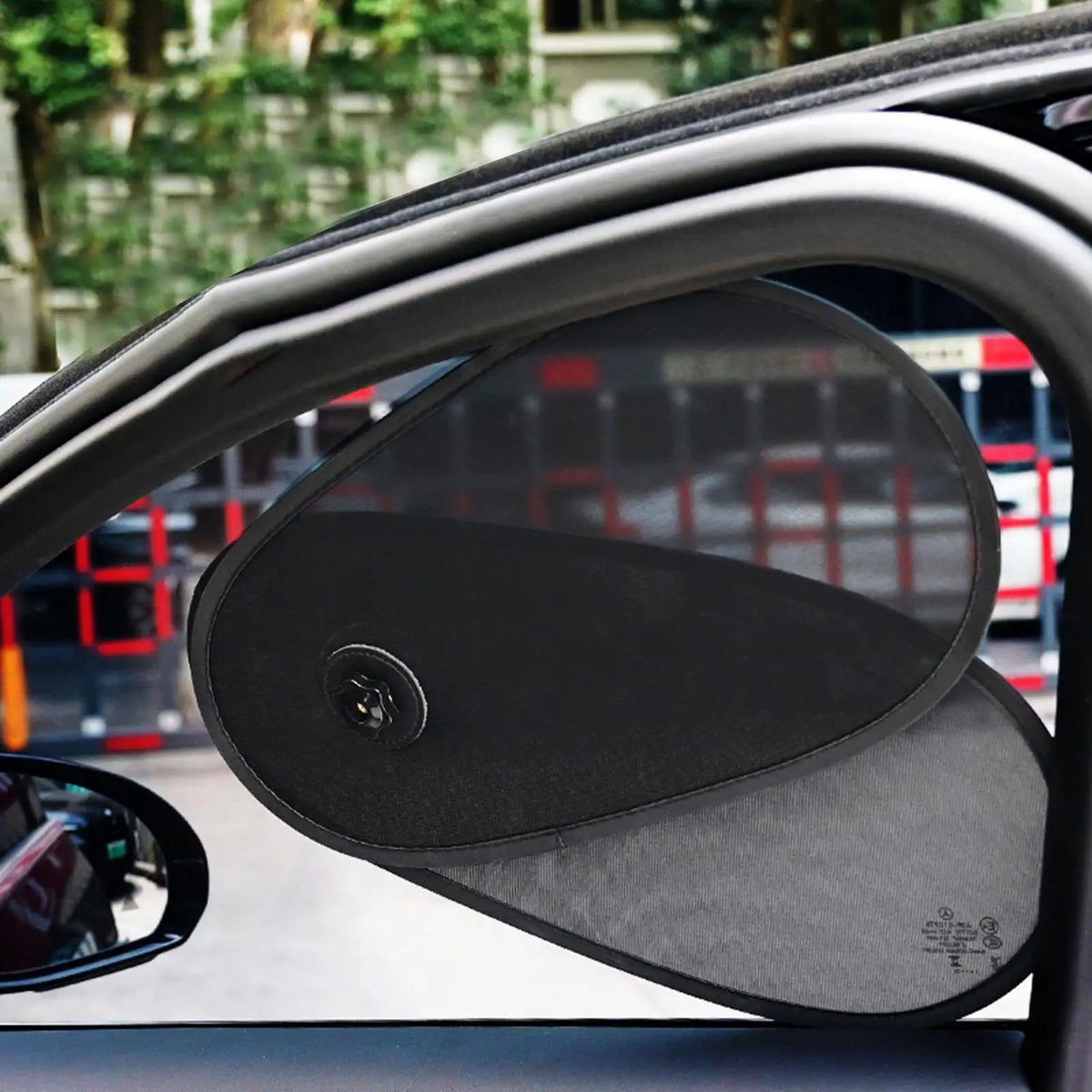 Universal Car Side Window Sunshade – UV-Blocking Visor