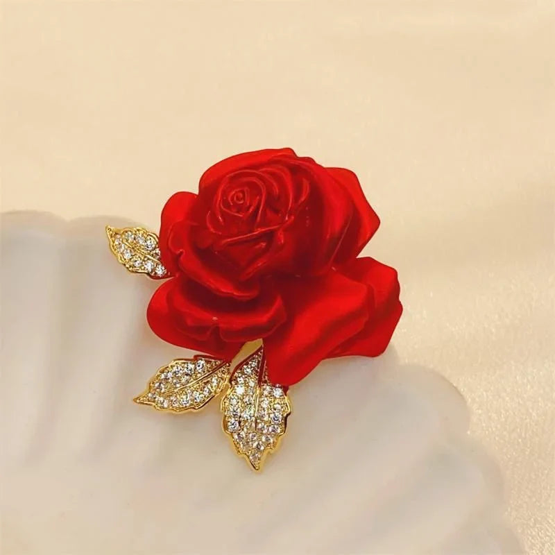 Red Rose Brooch Pin – Elegant Metal Alloy Floral Lapel Pin